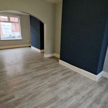 2 bedroom house to rent - Photo 1
