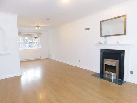 3 bedroom property to rent - Photo 3