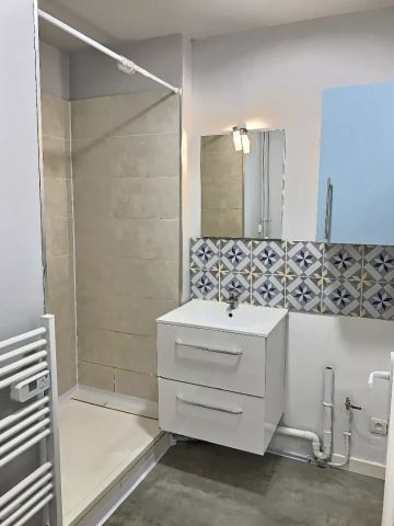 A louer appartement de type 2 avec jardin à Marseille 13013 Frais Vallon / La rose - Photo 5