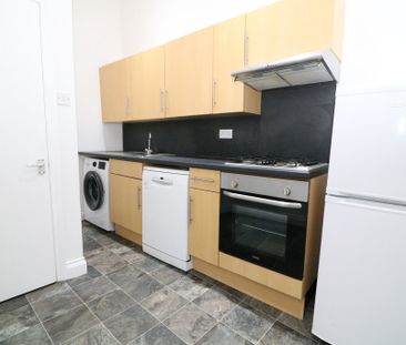 High Street, Dorking - 2 bedrooms Property for lettings - Seymours - Photo 6