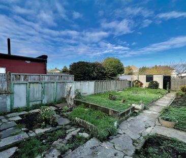 3 bed House Rosedale Road, Grays, RM17 - Photo 3