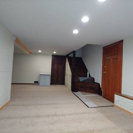 One bedroom basement suite for rent - Photo 3