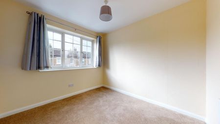 2 bedroom terraced house to rent - Photo 2