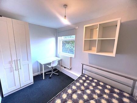 1 bedroom in a house share to rent - Photo 5