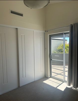 1/22 Roscoe Turn, Rockingham WA 6168 - Townhouse For Rent | Domain - Photo 1