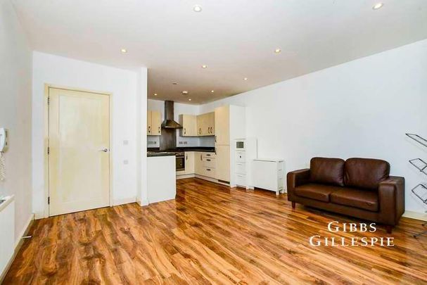 Imperial Drive, Harrow, HA2 - Photo 1