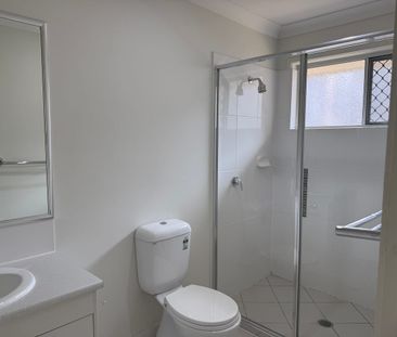 Family Home In Quite Suburb! - Photo 6