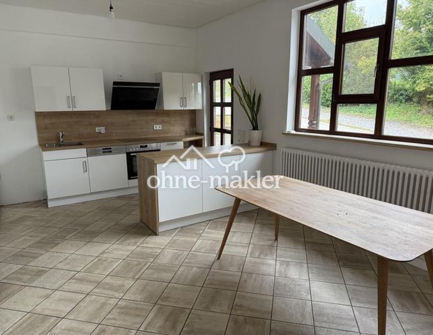 Helle 3-Zimmer-Wohnung (85qm) mit Einbauküche und Garten - Photo 1