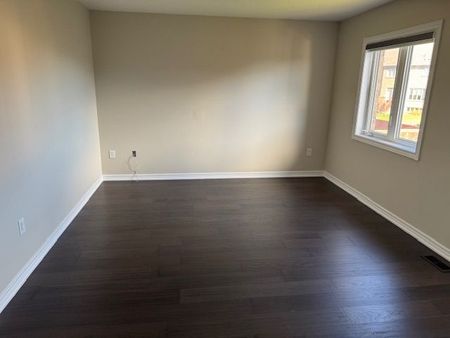 For Lease - 704 ARTHUR PARKER Avenue, Woodstock, Ontario - Photo 2