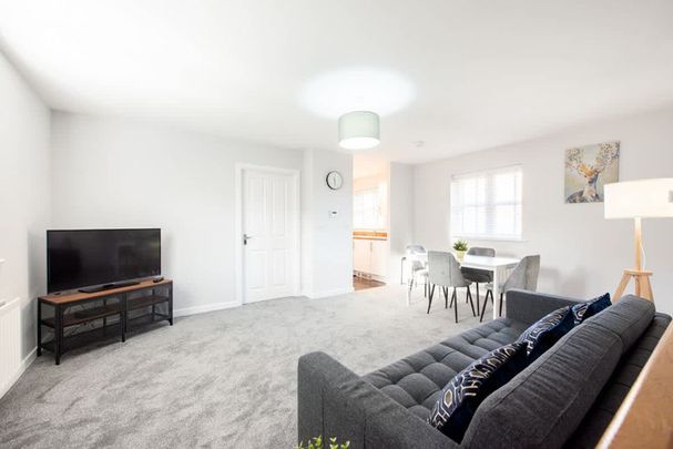 Saint Leonard's Road - Photo 1