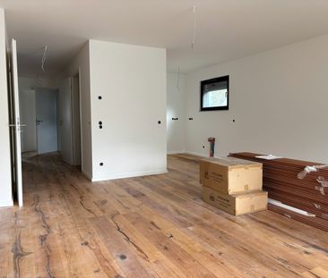 NEUBAU: Exklusive 3-Zimmer-Wohnung mit Balkon in Refrath - Photo 1