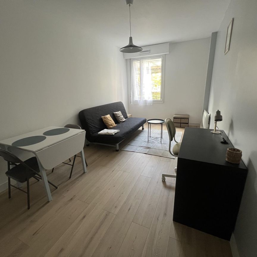 Location Appartement RENNES / Quartier CENTRE-VILLE - Photo 1
