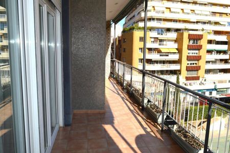 5 room luxury Flat for rent in Valencia, Spain - Photo 2