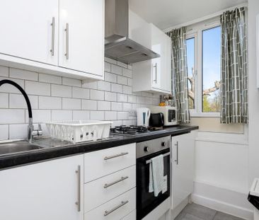 1 Bed Flat, Ashbourne Court, N12 - Photo 3