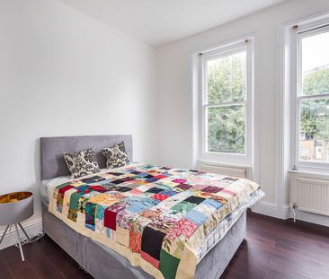 2 Bed Flat, Church Rise, SE23 - Photo 6