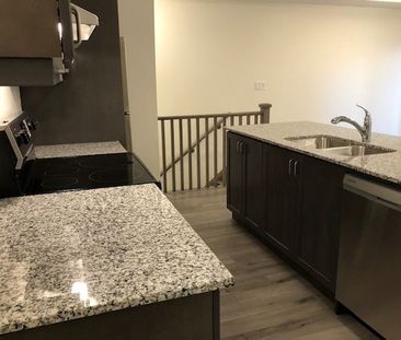 For Lease - 230 Lagerfeld Drive Unit# 1, Brampton, Ontario - Photo 6