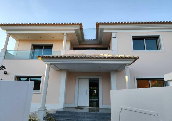 6 Bedroom House with swimming pool, Quinta da Beloura, Sintra