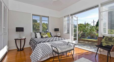 Mission Bay Two Bedroom - Photo 2