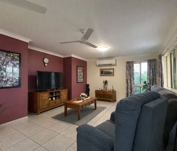 3 Kato Place, Mount Louisa - Photo 1