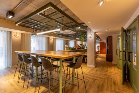 2 bedroom flat to rent - Photo 2