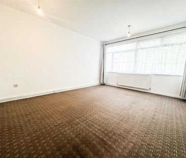 2 bedroom maisonette to rent - Photo 3