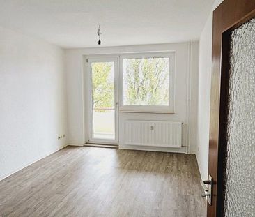 Mit Einbauküche und Nachmieter gesucht! - Foto 1