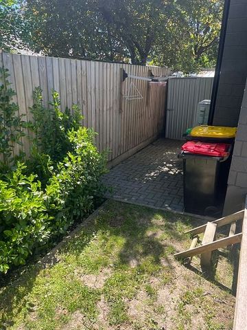 Modern Two-Bedroom Townhouse Close to CBD - Photo 3