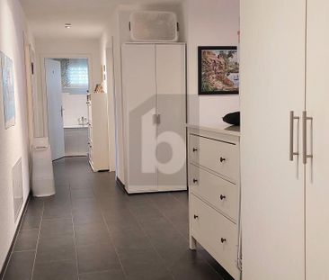 MODERN AND SPACIOUS - Photo 5