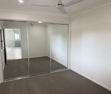 2 Bedroom Delight! - Photo 2