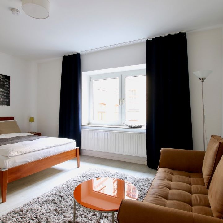 Nähe Aachener Weiher: modernes Apartment mit Balkon - Foto 1