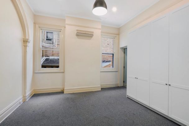 3Bedrooms, 2Bathrooms - Photo 1