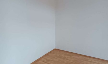 Geräumige 3-Raum-WE, ruhige Wohnlage, bahnhofs- und zentrumsnah gelegen, ab sofort - Photo 4