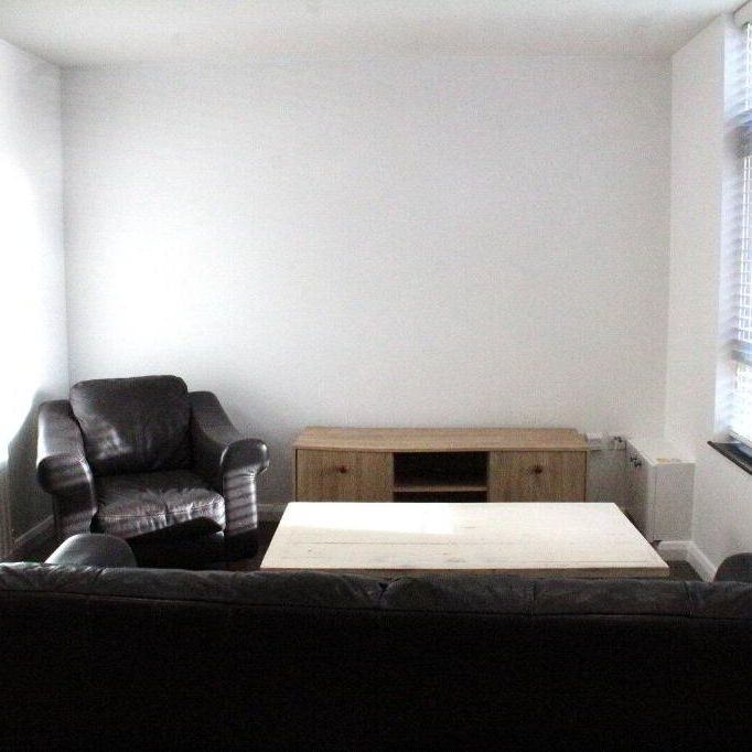 8 Old Church Square, Dundonald, Belfast, BT16 2FD - Photo 1