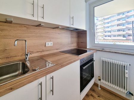 Gemütliche Garconniere mit Balkon - Nähe PMU - Foto 2