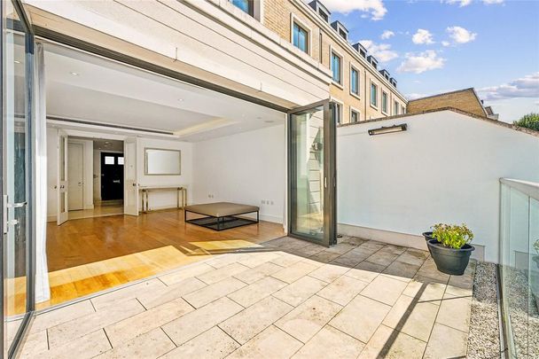 3 bedroom terraced house to rent - Photo 1