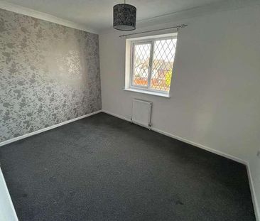 Lichen Close, Woodhall Park, Swindon, SN2 - Photo 3