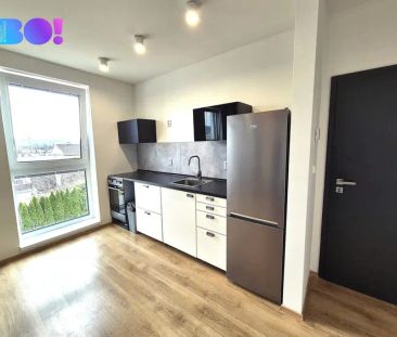 Pronájem bytu 1+kk, 37 m - Fotografie 3