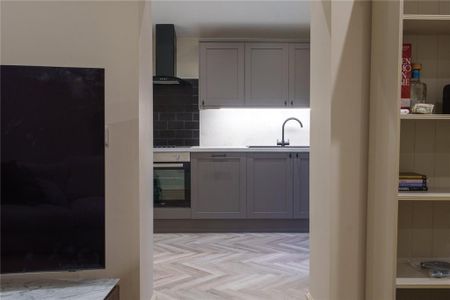 2 bedroom duplex to rent - Photo 2