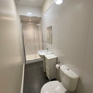 100 Carholme Road - Photo 2