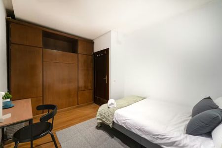 Plaza Argüelles, Madrid, Community of Madrid 28008 - Photo 4