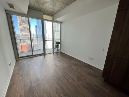 For Lease - 88 Blue Jays Way Unit# 2410, Toronto, Ontario - Photo 5