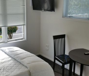 Furnished, Power Incl. - Photo 1