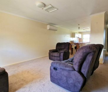 2 BEDROOM 1 BATHROOM UNIT IN LARAPINTA PARTLY FURNISHED - Photo 3