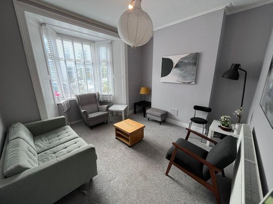 4 bedroom terraced house to rent - Photo 1