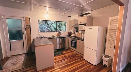 Peaceful Nook in the Valley - FURNISHED - Photo 3