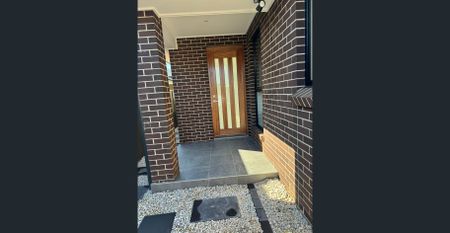 Stylish Modern Living in Gledswood Hills - Photo 2