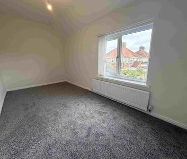 2 bedroom semi-detached house to rent - Photo 2