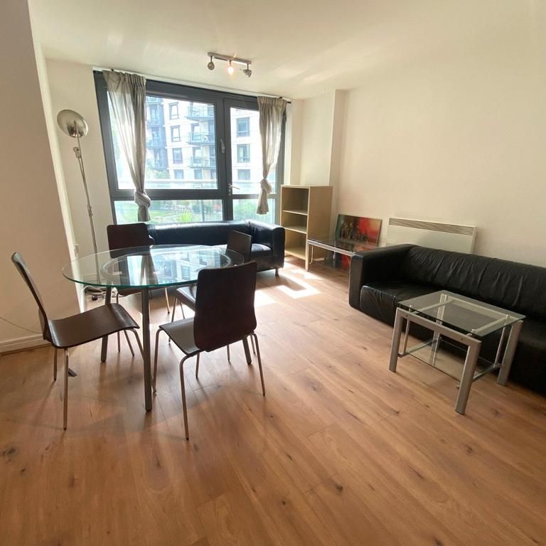 1 bedroom flat to rent - Photo 1