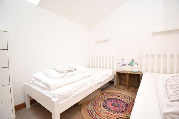 3 bedroom maisonette to rent - Photo 1