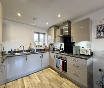 2 bedroom apartment to rent - Photo 4